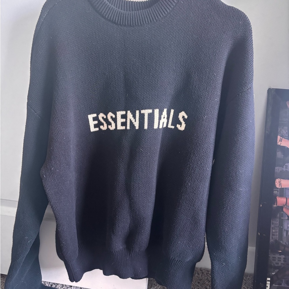 New with tags Essentials Fear of God black knit crewnwck sweater